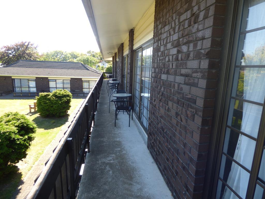 Ambassador Motel Palmerston North Exterior photo