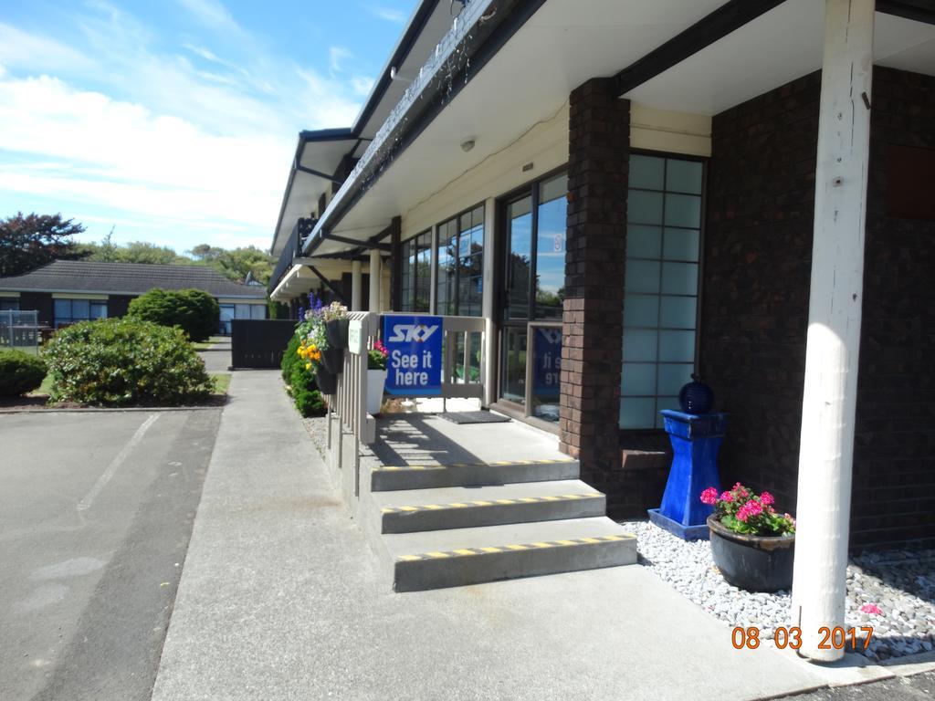Ambassador Motel Palmerston North Exterior photo